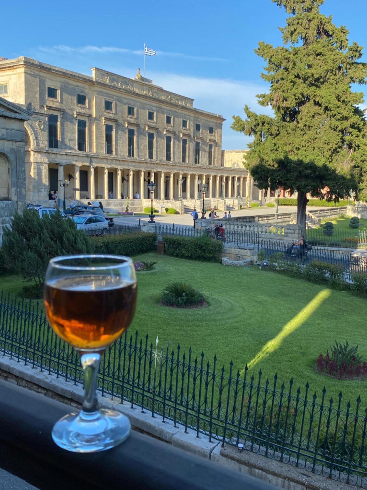 Palazzo Luxury Suite - View To Liston Square & Old Fortress Of Corfu Old Town Екстериор снимка