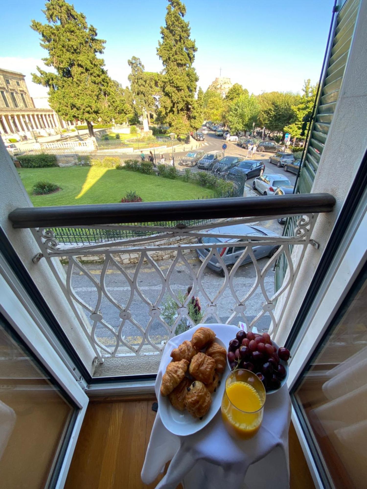 Palazzo Luxury Suite - View To Liston Square & Old Fortress Of Corfu Old Town Екстериор снимка